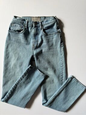 Everlane Women’s Light Wash Straight Leg Jeans Size 24 High Rise Denim